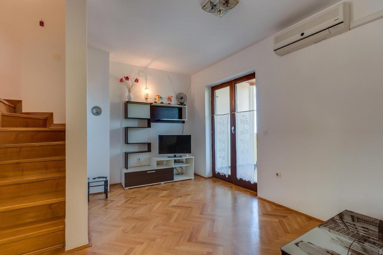 Oaza Leilighet Mali Lošinj Eksteriør bilde